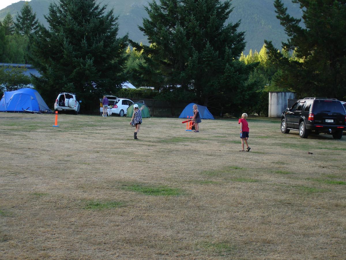 Alpine Holiday Apartments & Campground Hanmer Springs Eksteriør bilde