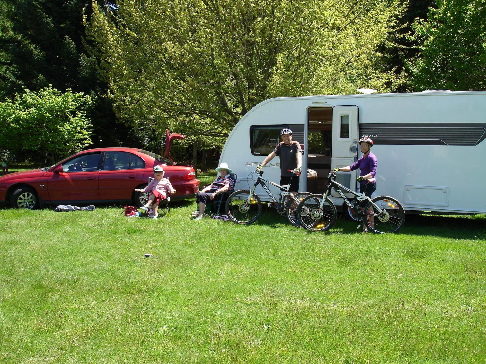 Alpine Holiday Apartments & Campground Hanmer Springs Eksteriør bilde