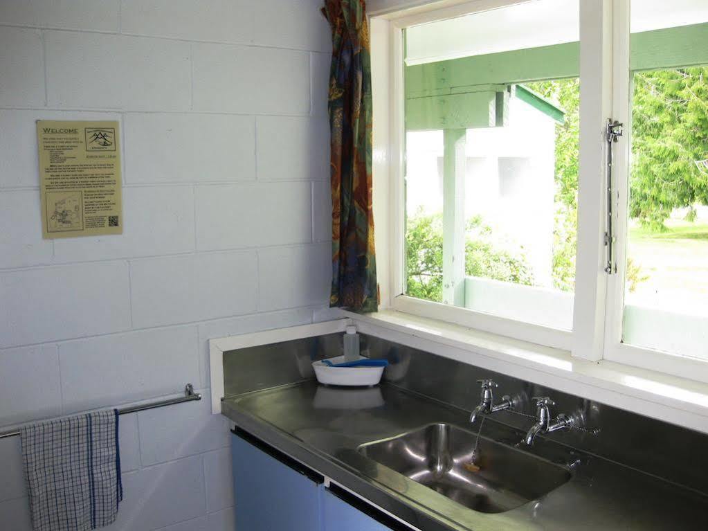 Alpine Holiday Apartments & Campground Hanmer Springs Eksteriør bilde